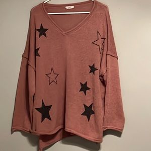 Women's Star Patterned V-Neck Top